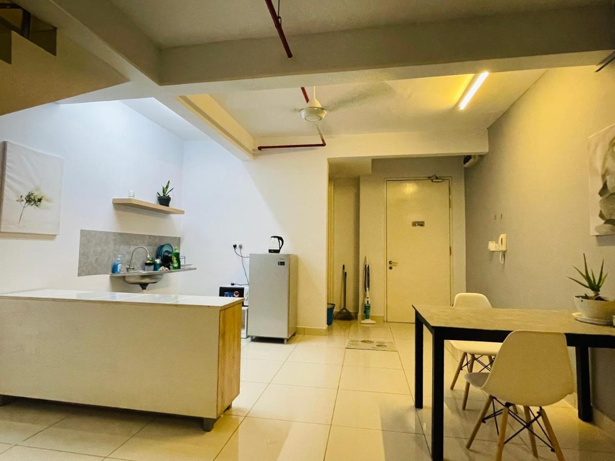 Minimalist Loft2 Decentrum Wifinetflix Kajang Extérieur photo